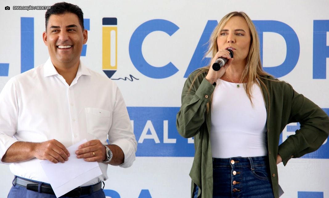 Mais de 500 alunos se formam no QualificaDF Móvel