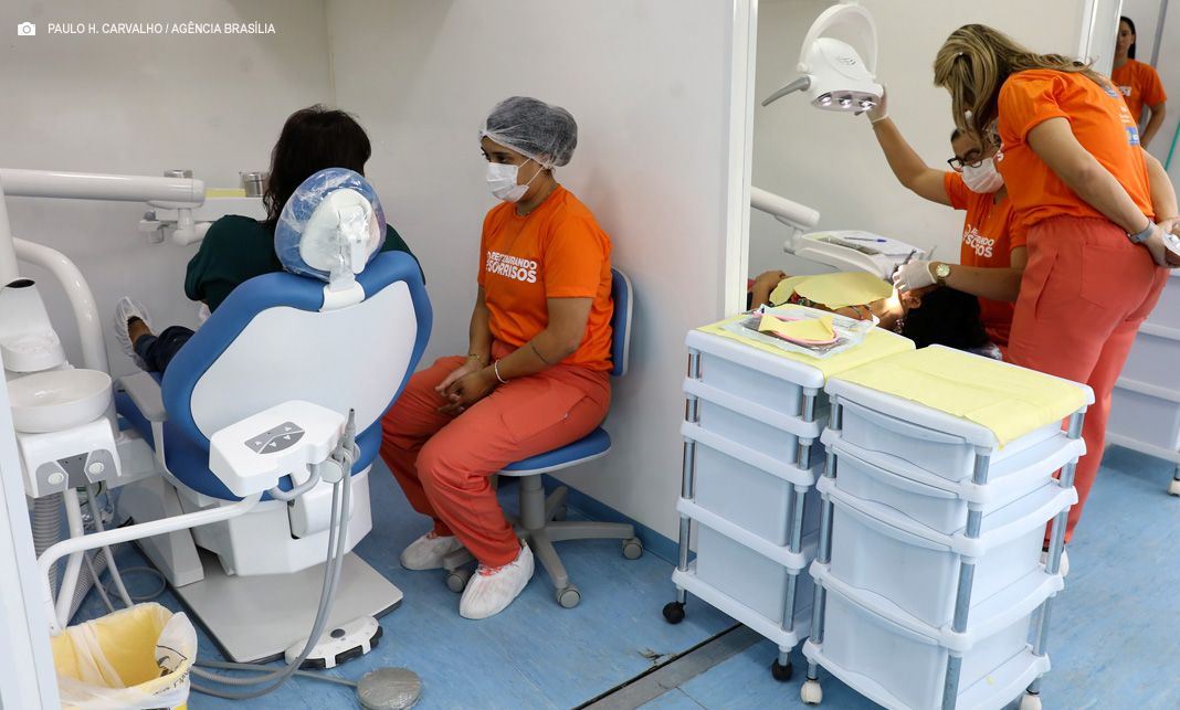 Mulheres do Paranoá recebem atendimento odontológico gratuito