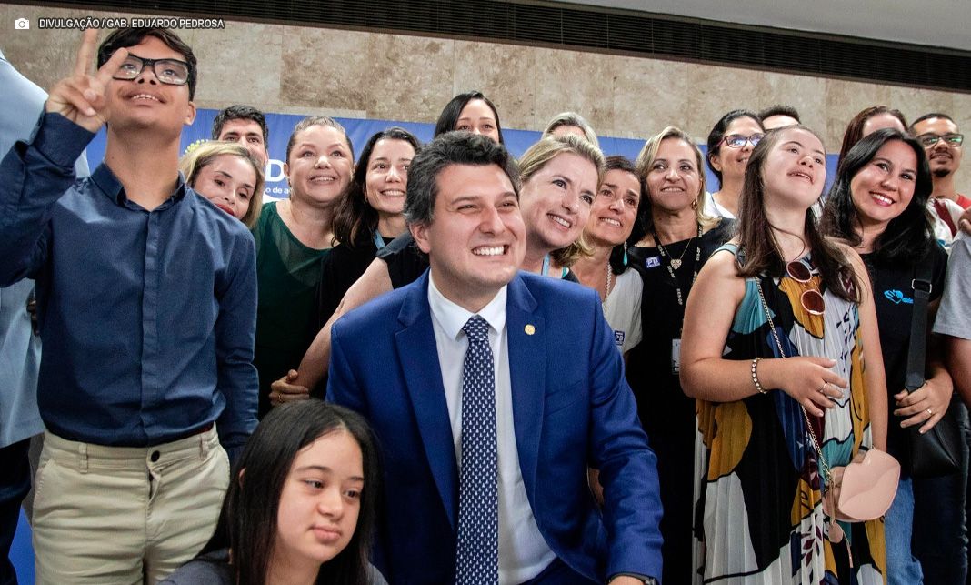 CLDF promove sessão solene pelo Dia Mundial da Síndrome de Down com homenagens e apresentações culturais