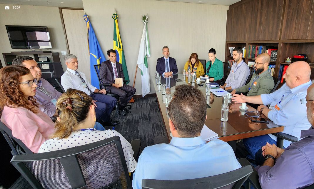 TCDF e Novacap debatem detalhes dos reparos na Ponte JK para evitar atrasos na obra e problemas futuros