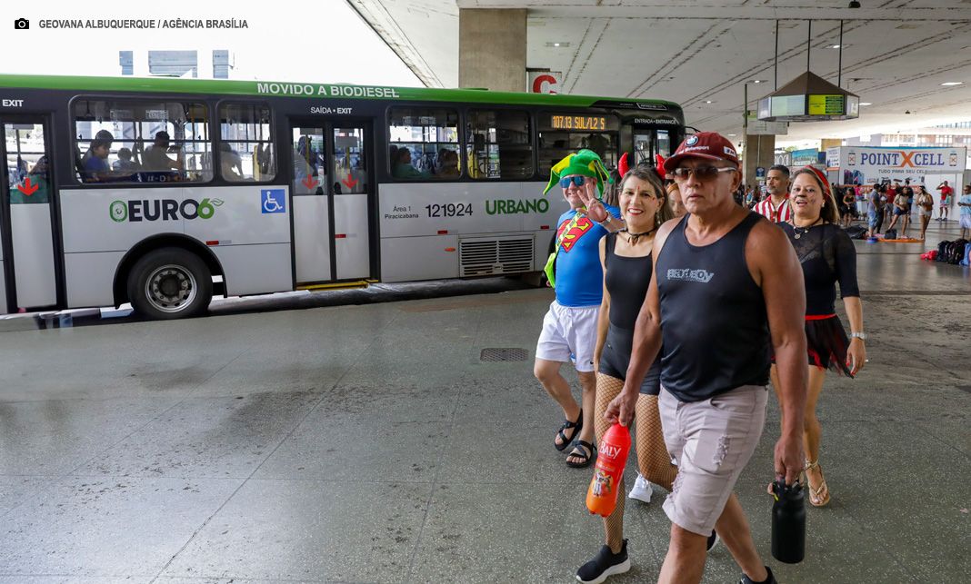 Terceiro dia do Vai de Graça tem mais de 770 mil viagens gratuitas de ônibus e metrô