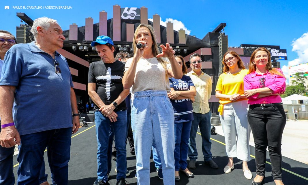 Fé e festa: Evangélicos celebram o aniversário de Brasília na Esplanada