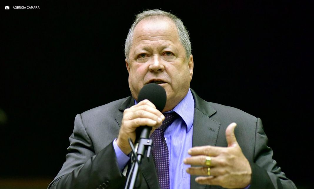 Moraes concede prisão domiciliar ao deputado Chiquinho Brazão