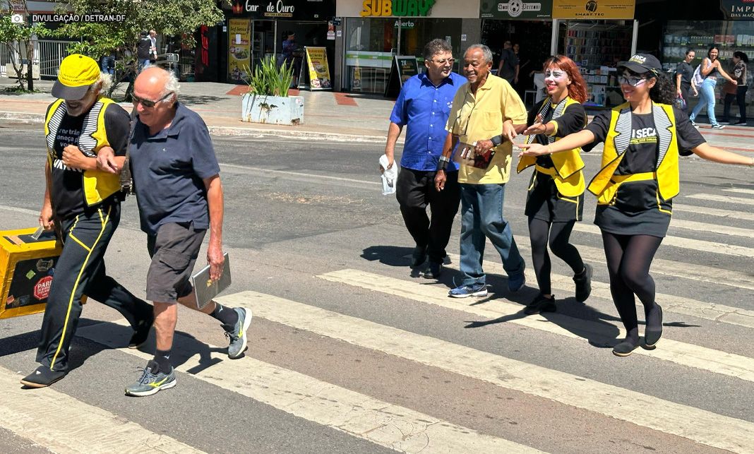 Brasília comemora 28 anos de respeito ao pedestre na faixa