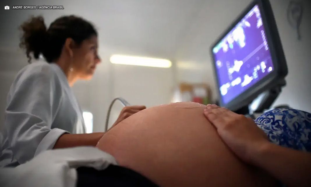 Apesar de evitáveis, mortes maternas por hipertensão persistem no país