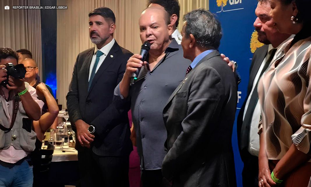 Ibaneis Rocha se aproxima da mídia digital do DF