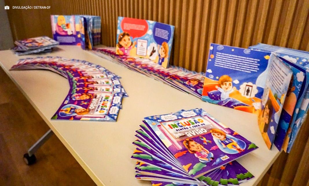 Servidora do Detran-DF lança, no Recife, cartilha de inclusão do autista