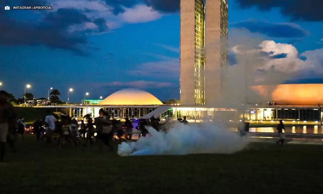 Lideranças indígenas criticam ação policial em frente ao Congresso