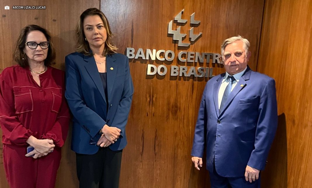 Izalci Lucas: As eleições de 2026, a sobrevivência política e o coelho da cartola