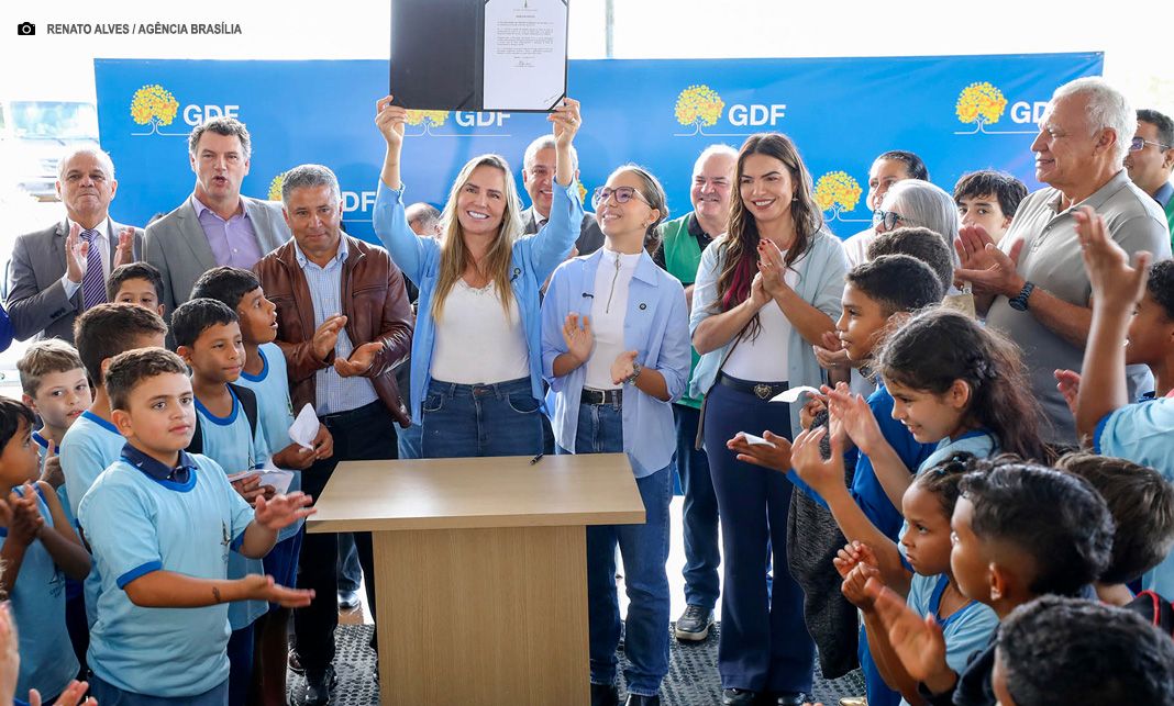 GDF inaugura pavimentação de acesso ao CED Incra 9 e vai levar asfalto a mais escolas em Ceilândia