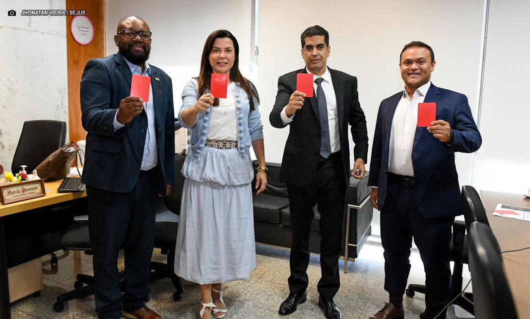 GDF e CBF lançam campanha contra o racismo nos estádios