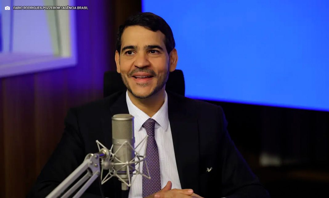 AGU pede bloqueio de R$ 2,5 bi de 12 associações por fraudes no INSS