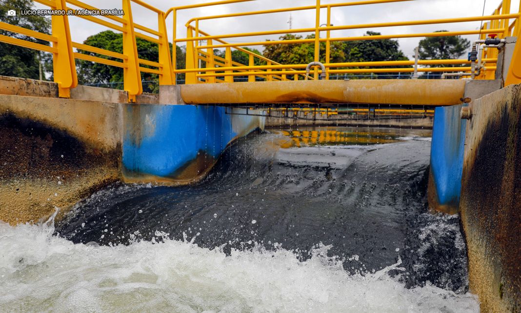 Das nascentes às torneiras: Como são o caminho e o tratamento da água que você bebe