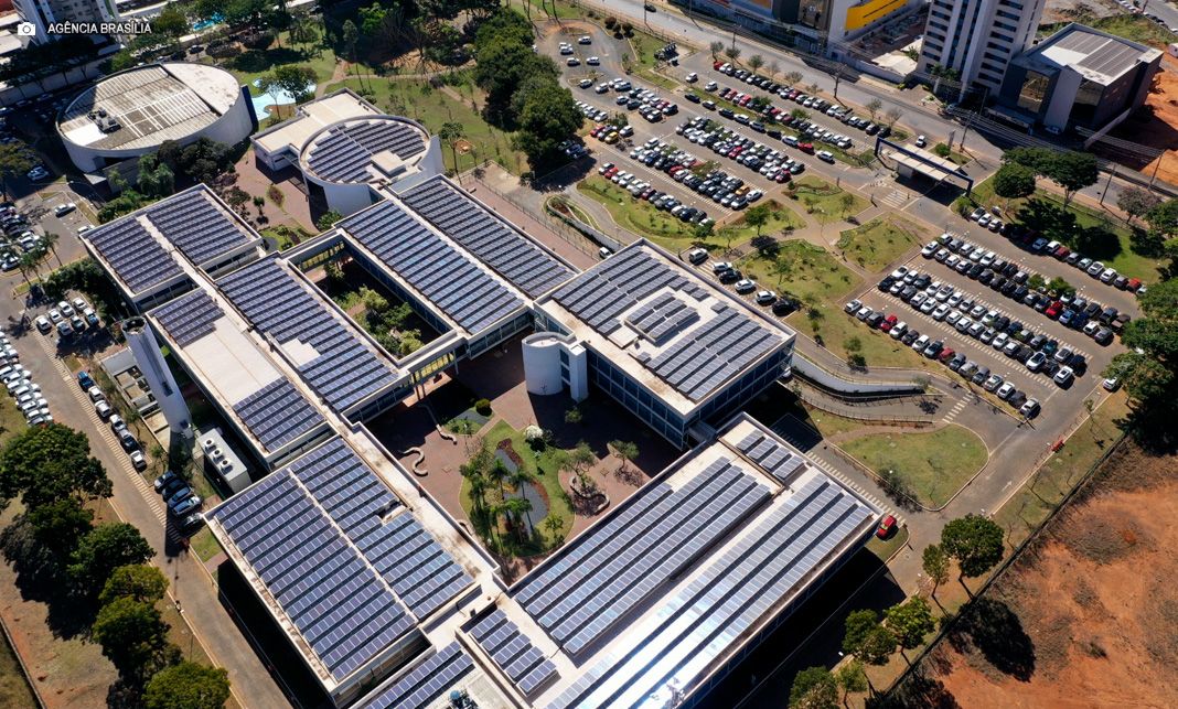 Caesb alerta sobre o risco de golpes online