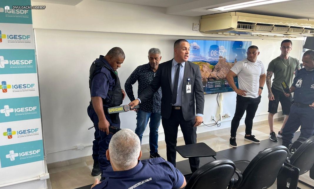 Vigilantes do Hospital de Base passam por workshop sobre abordagens