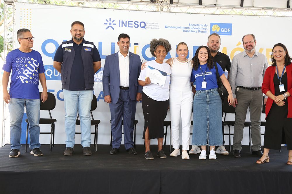 QualificaDF Móvel certifica 470 alunos em quatro regiões do Distrito Federal