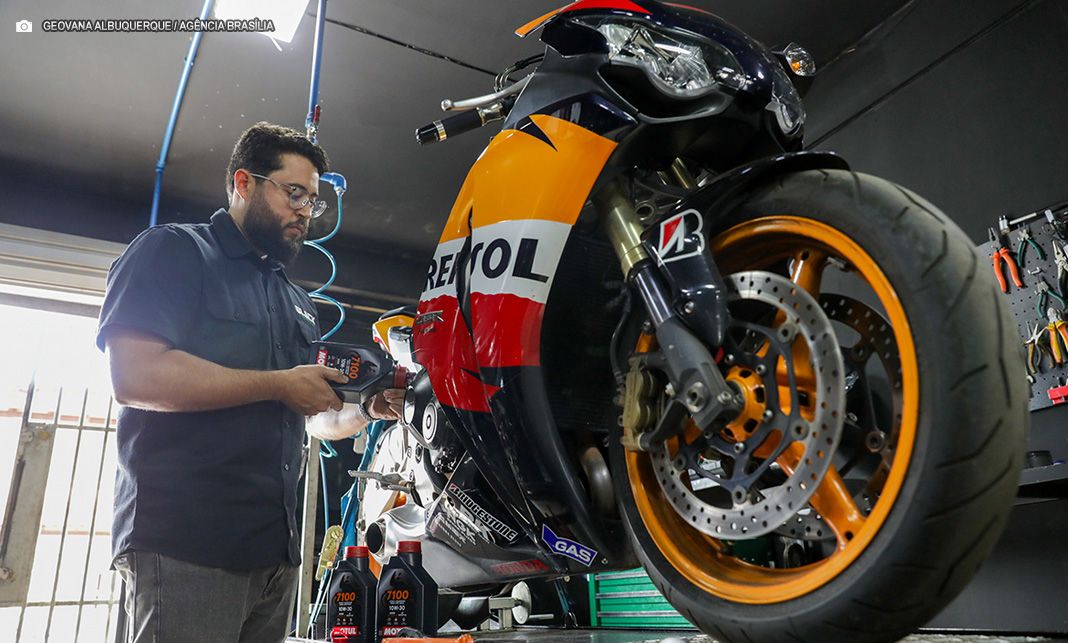 Dia do Trabalhador: Ações do GDF impulsionam geração de empregos e fortalecem o serviço público