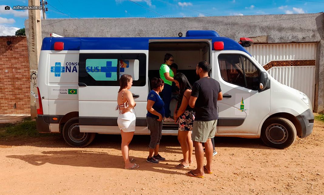 Carro da Vacina realiza ação itinerante para levar vacinação a moradores do Sol Nascente