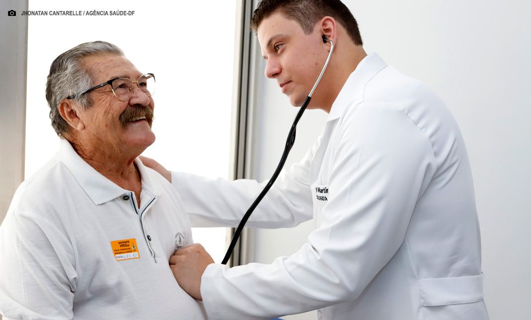 DF institui a Campanha Maio Vermelho para reforçar prevenção ao Acidente Vascular Cerebral