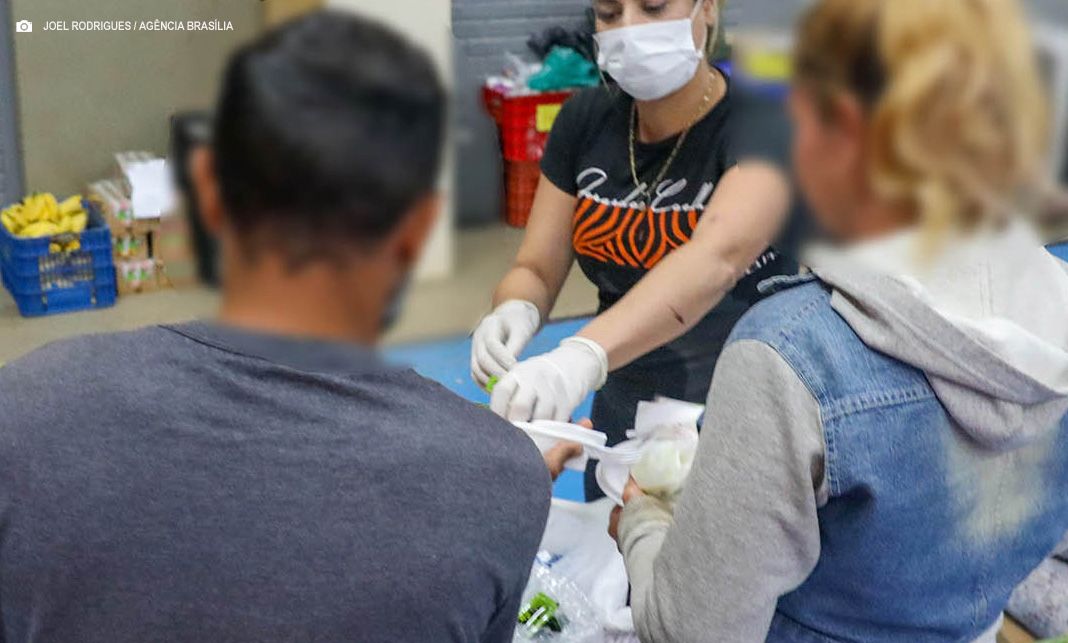 Abrigo contra o frio na Asa Sul faz mais de 2,2 mil acolhimentos em 20 dias com dignidade e conforto