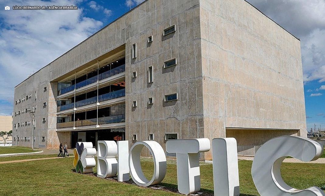 Biotic: Encontro reúne mais de 100 participantes para debater tecnologia e inovação no Distrito Federal