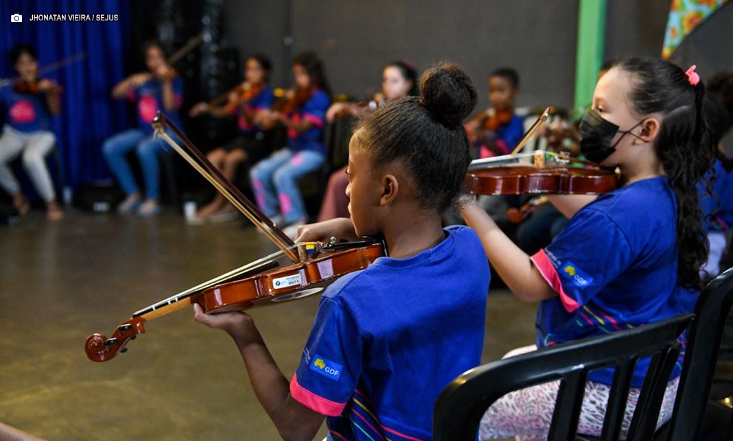 Projeto de ensino musical beneficia 200 crianças e adolescentes da Estrutural com investimento de mais de R$ 1 milhão