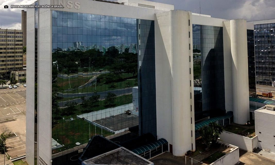 INSS estima iniciar ressarcimento de aposentados no dia 24 de julho