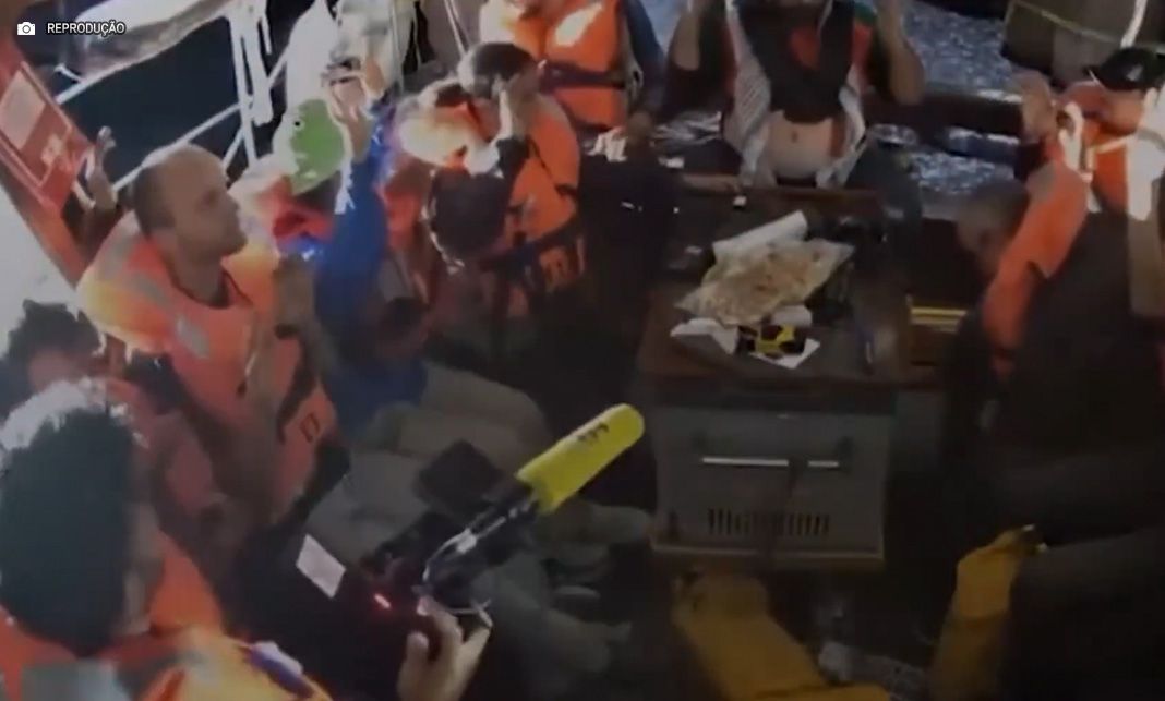 Brasil pede libertação de ativistas detidos a caminho de Gaza