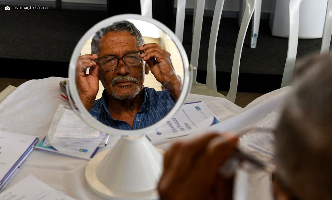 Projeto da Sejus entrega mais de 3.500 óculos a pessoas idosas em situação de vulnerabilidade