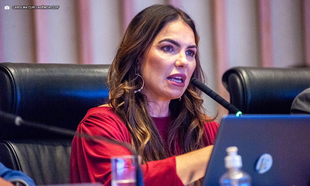 Responsáveis por prematuros internados na rede pública passam a ter transporte gratuito no DF