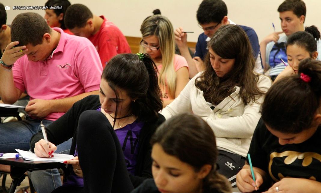 Inscrições para concorrer às bolsas do Prouni começam nesta segunda