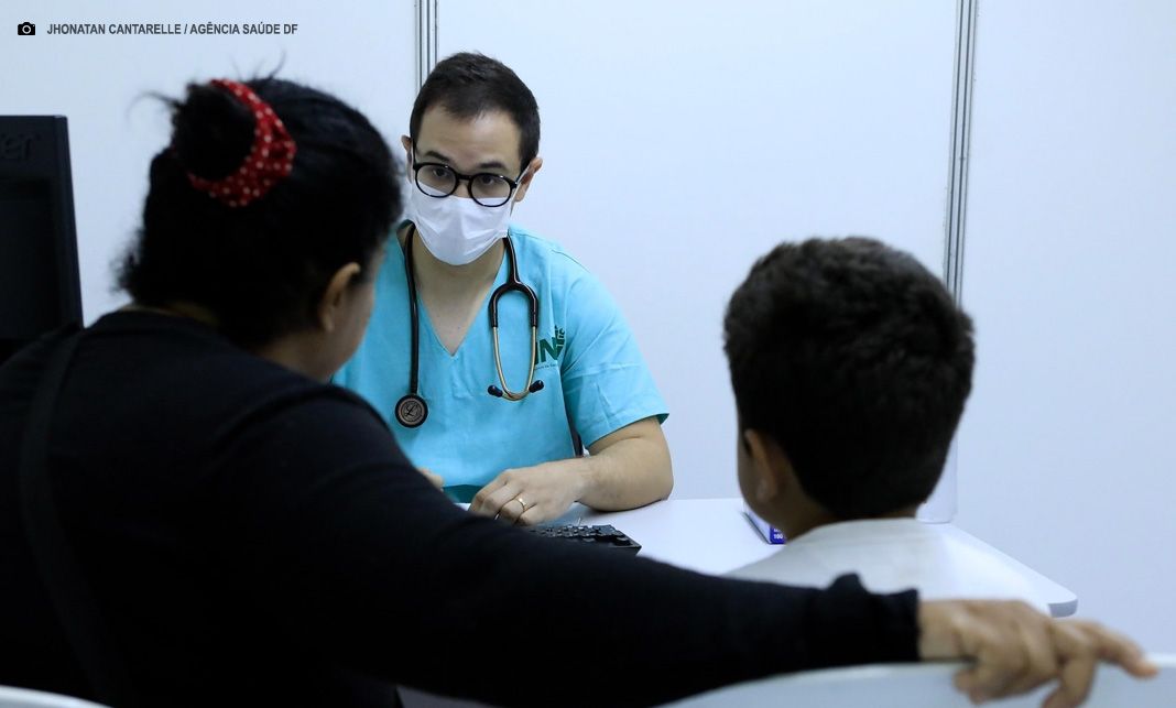 Ibaneis sanciona lei que cria bolsa complementar para residentes de medicina de família e comunidade