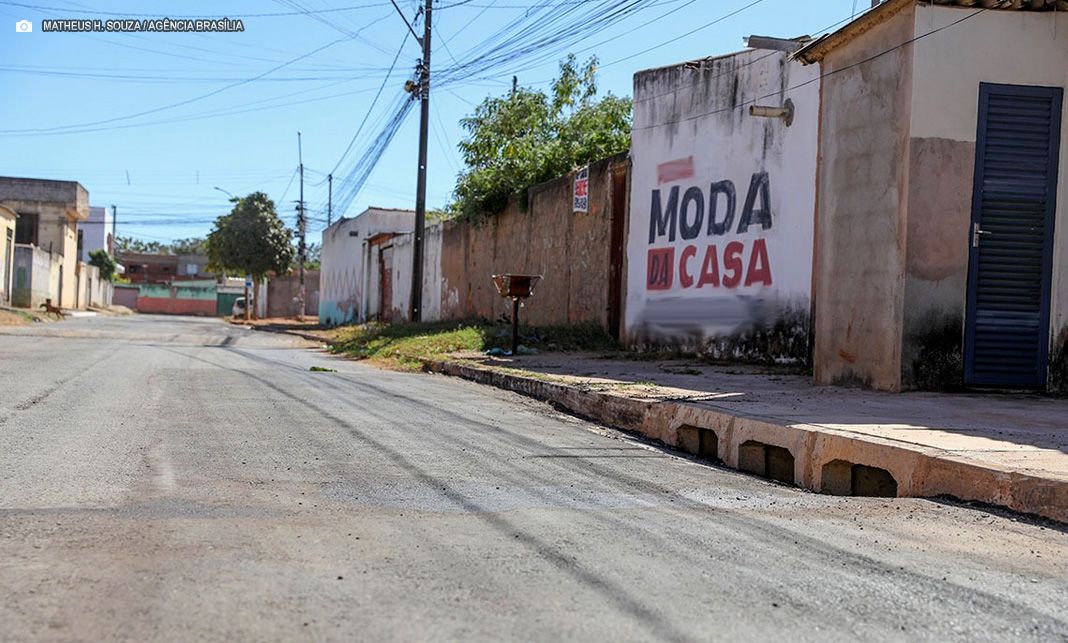 Moradores de Arapoanga recebem novo sistema de rede de captação de água na região