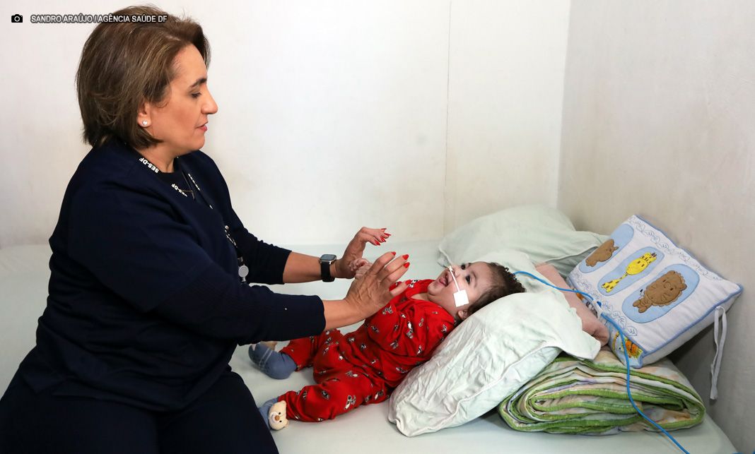 Atenção domiciliar transforma a vida de crianças no HRC