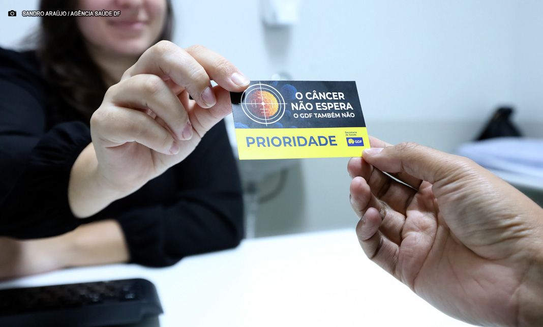 Cartão agiliza atendimento para pacientes em quimioterapia na rede pública de saúde