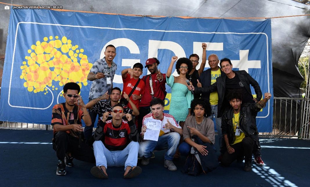 GDF Mais Perto do Cidadão chega à Vila Buritizinho com rimas, grafite e inclusão social