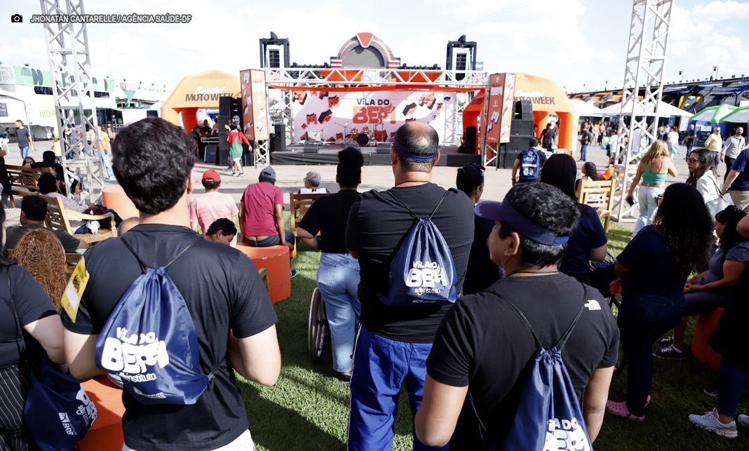 Pacientes do Hospital São Vicente de Paulo visitam Capital Moto Week
