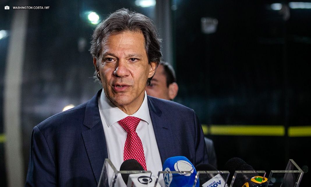 Tesouro dos EUA procura Haddad para agendar reunião sobre tarifaço