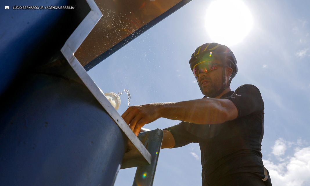 Tempo seco acende alerta no DF: população deve redobrar atenção para evitar incêndios e problemas de saúde