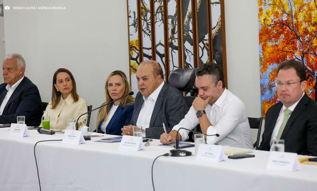 Ibaneis define prioridades para o segundo semestre em reunião com secretários e presidentes de empresas