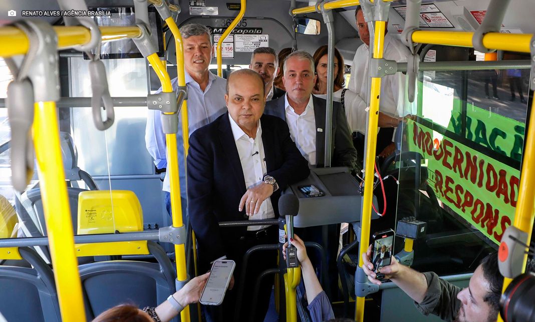 GDF inicia entrega de 444 novos ônibus e lança aplicativo para modernizar transporte coletivo