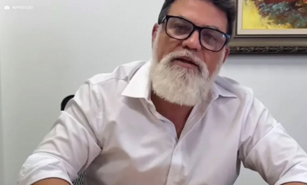 Jorge Vianna alerta para fim da estabilidade e cortes com aprovação da reforma administrativa