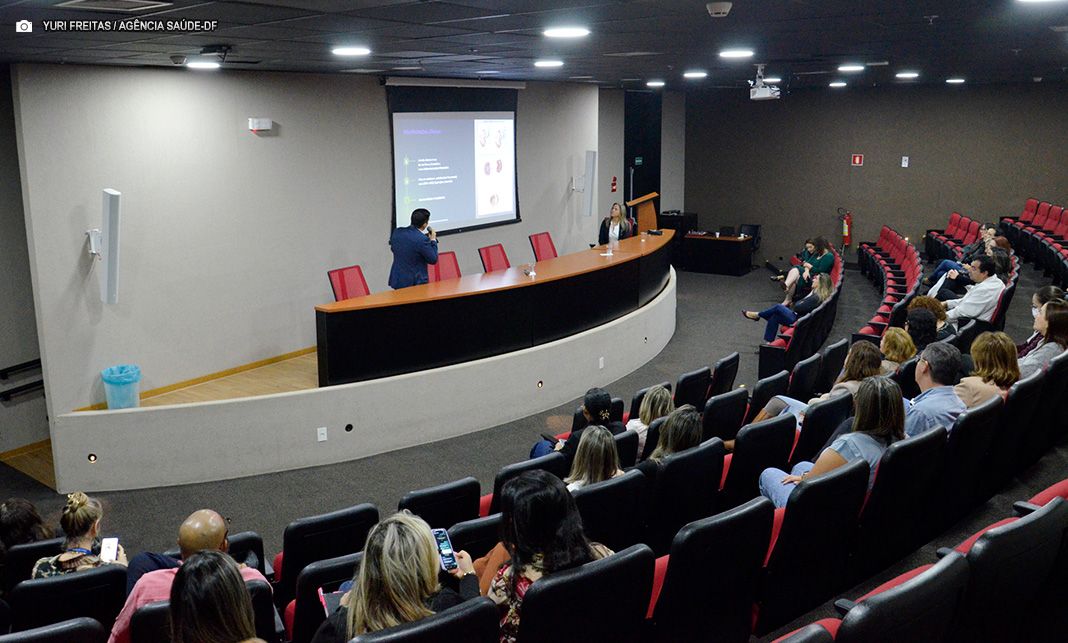 Palestra traz conscientização sobre cânceres de bexiga, rim, cabeça e pescoço