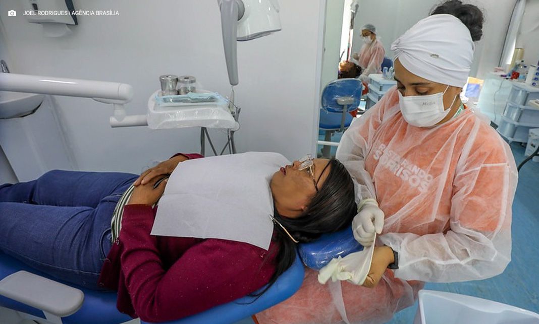 Restaurando Sorrisos atendeu mais de 1,7 mil mulheres em um semestre