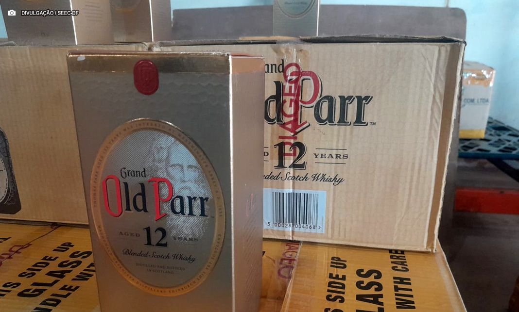 Fiscalização tributária: GDF recolhe uísque, vodka e gin sem nota fiscal no fim de semana