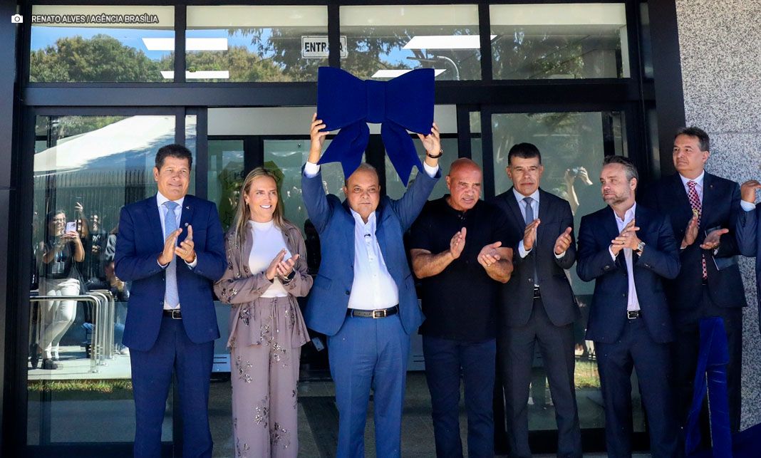 Ibaneis Rocha e Celina Leão reinauguram 10ª Delegacia do Lago Sul