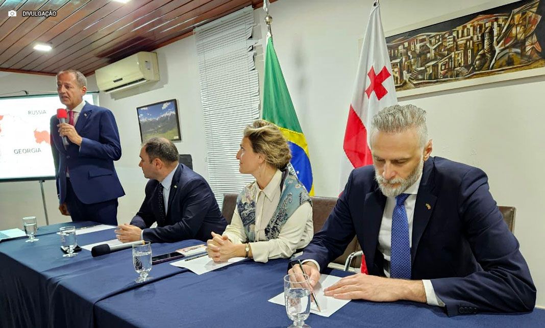 Delegação da Geórgia visita Brasil para estreitar laços e debater cooperação