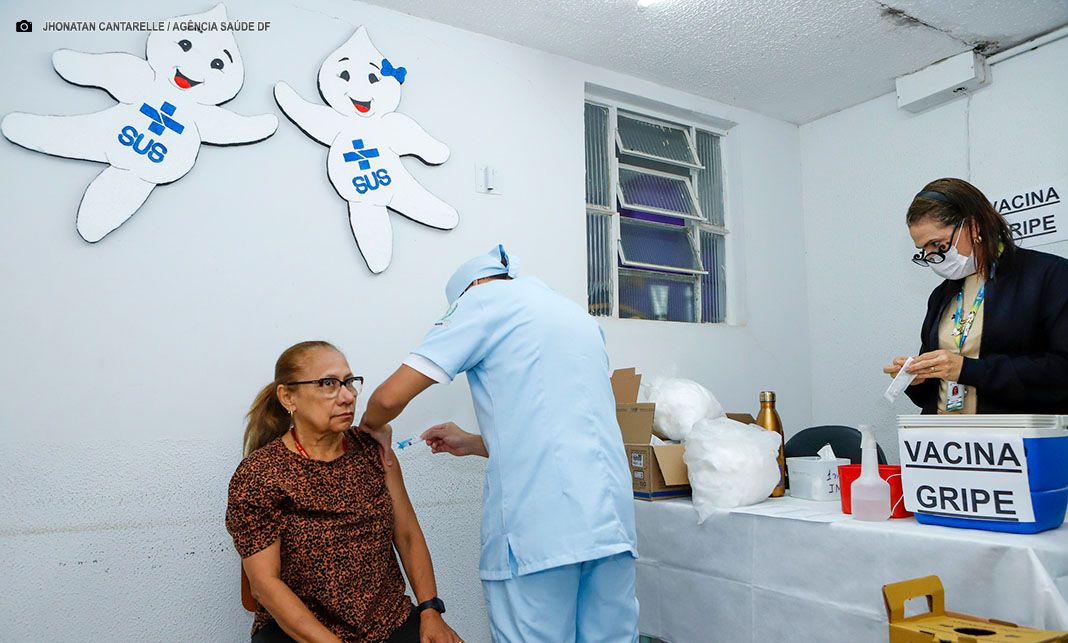 Campanha de vacinação contra a gripe se concentra em grupos prioritários no DF