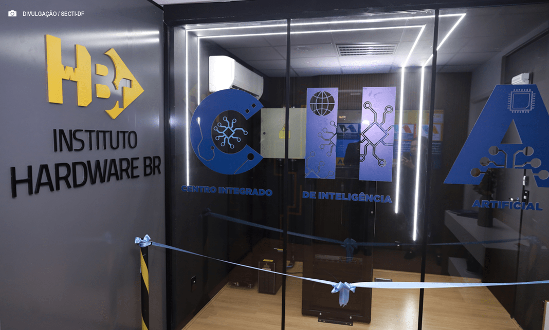 Laboratório de fdvai modernizar o serviço público no DF