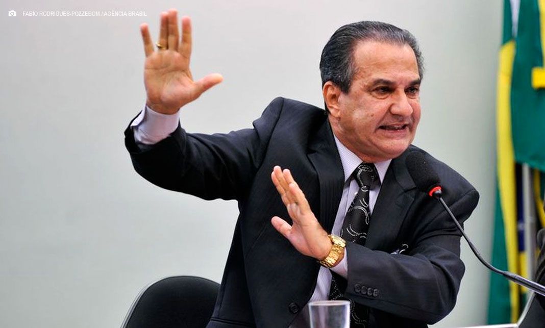 Moraes determina busca e apreensão contra pastor Silas Malafaia